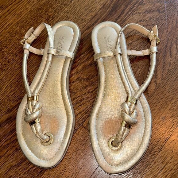 Michael Kors gold knotted thong flat sandals - Picture 1 of 6